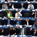 El-Parlamento-Europeo-durante-la-sesion-de-votacion-de-la-nueva-Ley-de-Inteligencia-Artificial