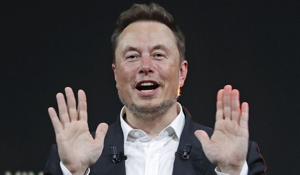 Elon Musk evalúa el riesgo de la inteligencia artificial en la humanidad