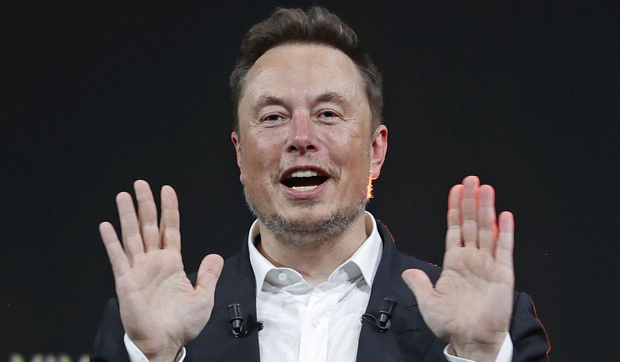 Elon-Musk-discute-los-riesgos-de-la-inteligencia-artificial
